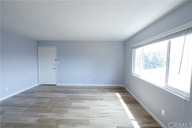 Foto del edificio - 1616 W 206th St