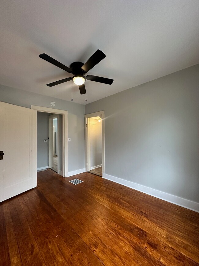Foto del edificio - S 24th Duplex