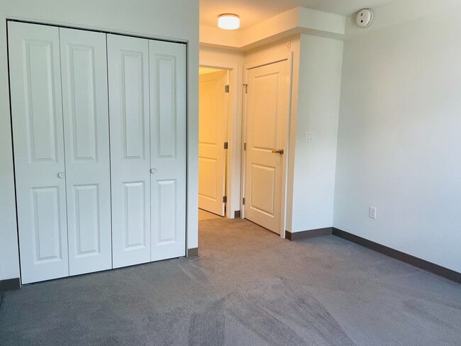Foto del edificio - *PET FREINDLY* 3 Bedroom 2 Bathroom 1 Park...