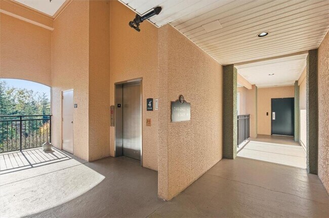 Foto del edificio - 10 Perimeter Summit Blvd