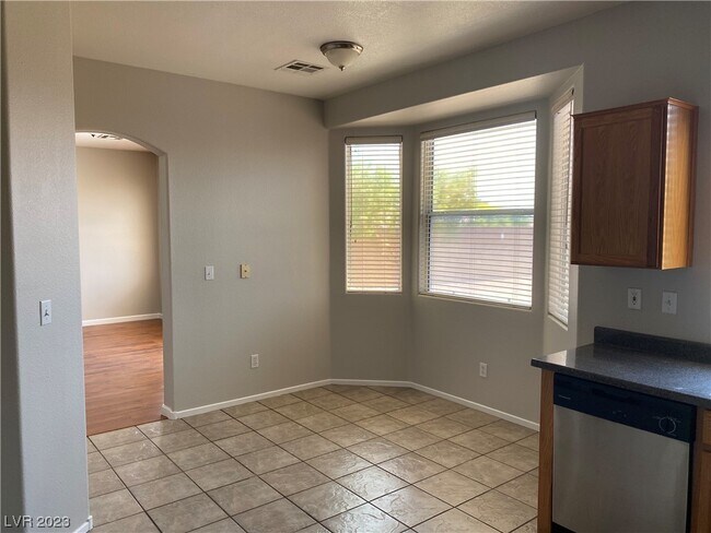 Building Photo - 4825 Sparkling Sky Ave
