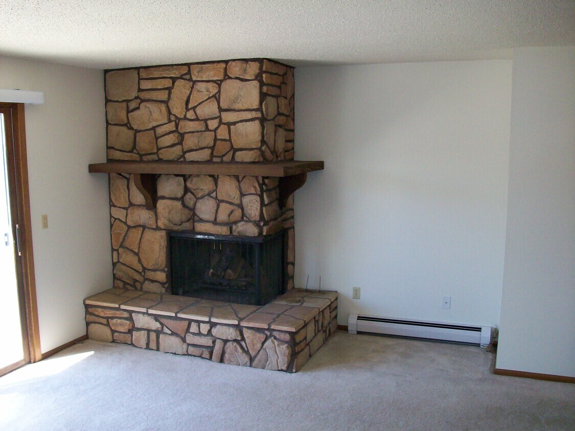 Primary Photo - 1116 S 3rd St