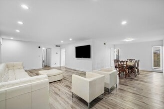 Building Photo - 6165 Old Court Rd Building Photo - 6165 Old Court Rd