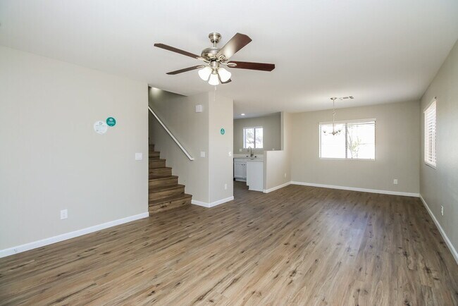 Foto del edificio - 1198 E Dust Devil Dr