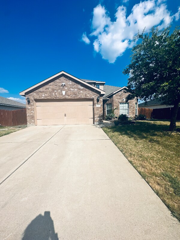 Primary Photo - 1417 Cottonwood Trail
