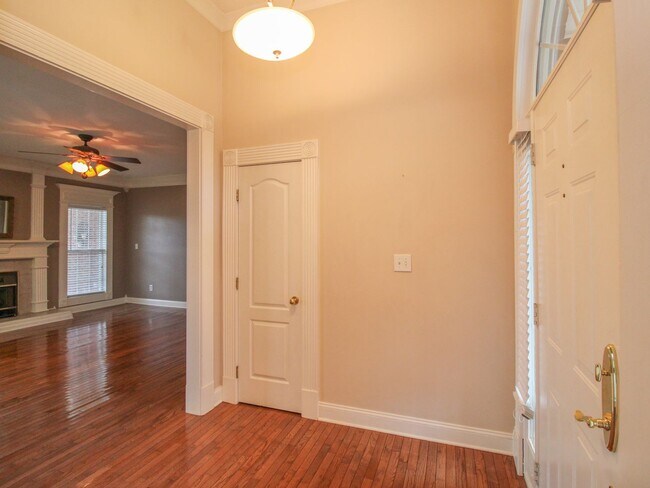 Building Photo - Nice Home in Chadwick Place Subdivision