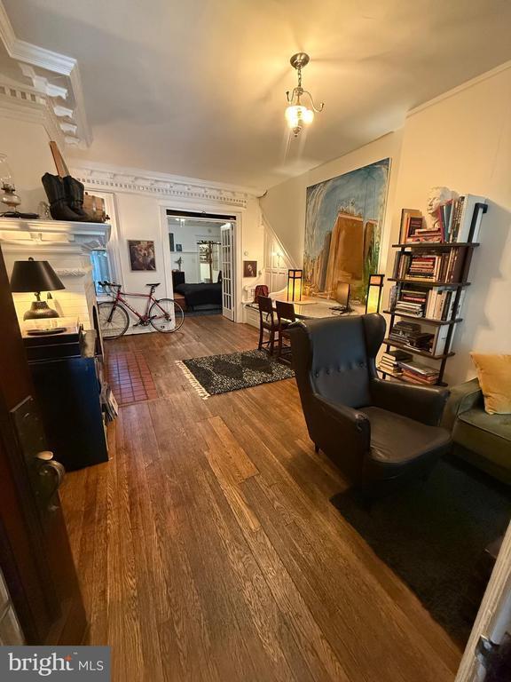 Foto principal - 4640 Hazel Ave