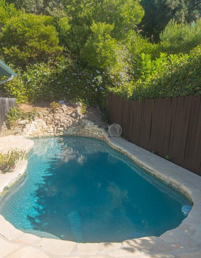 Rock Pool - 1064 Las Pulgas Rd