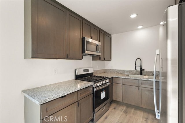 Foto del edificio - 19237 Bryant St