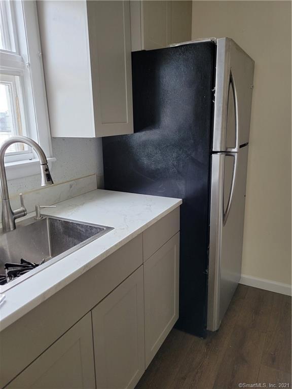 Building Photo - 30 Stuart Ave