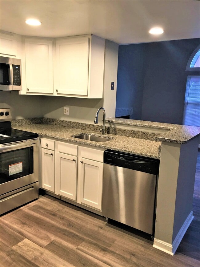 Foto del edificio - 10433 Beacon Ridge Dr