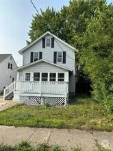 Building Photo - 945 Indian Trail