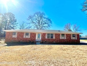 Building Photo - 8107 MS-493