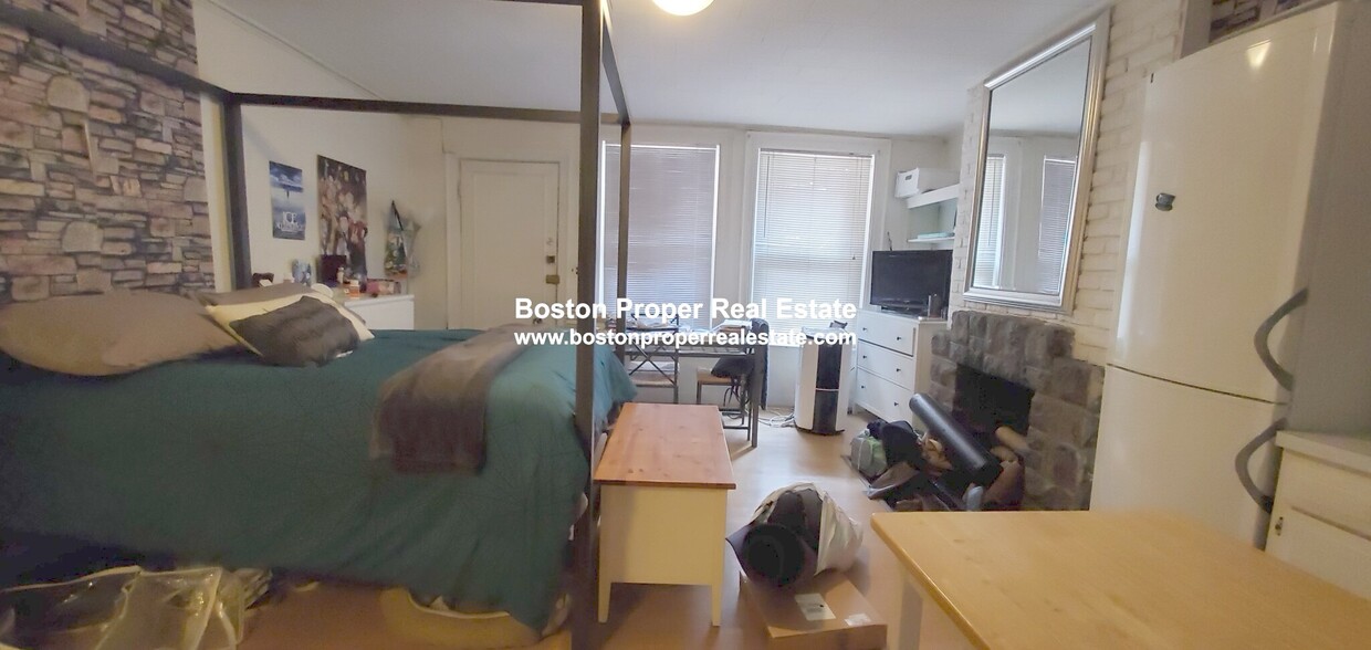 Foto principal - 323 Beacon St