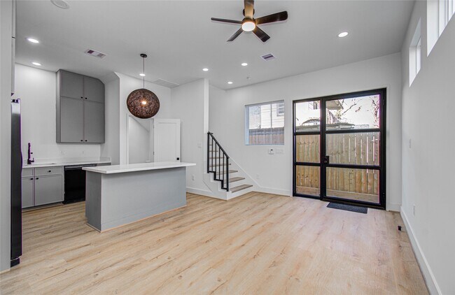 Foto del edificio - 1508 McKee St