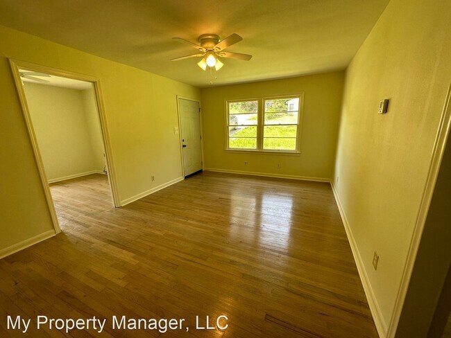 Building Photo - 3 br, 1 bath House - 1345 Louis Street