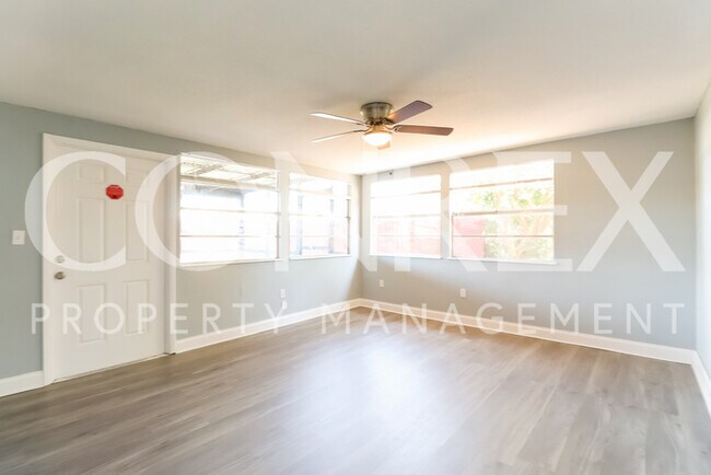 Foto del edificio - 3 Bedroom Ranch with Awesome Backyard Setup!