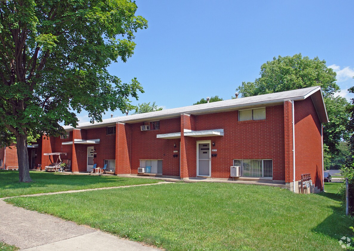 Primary Photo - 1031-1039 E Pearl St