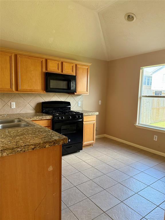 Foto del edificio - 10826 Waterfern Ct