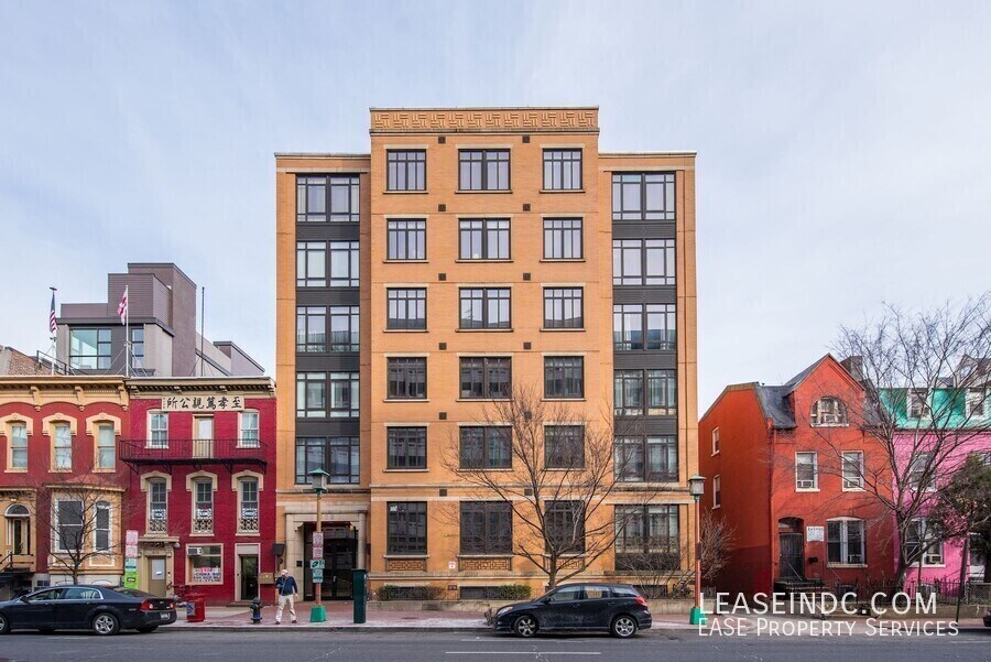 Foto principal - 809 6th St NW