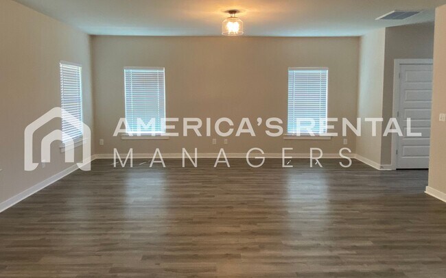 Building Photo - Home for Rent in Jemison, AL... Available to View Now! Sign a 13 month lease by 12/31/25 to recei...