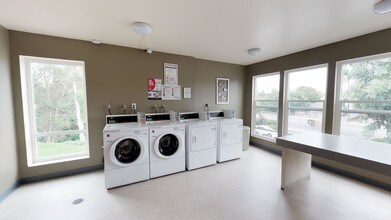 Willow Glen Apartments
