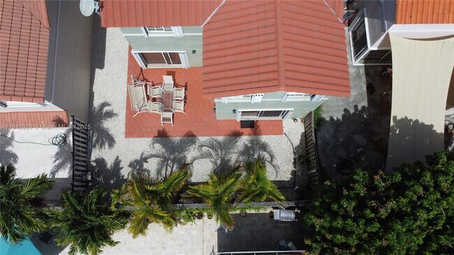 Foto del edificio - 10290 SW 139th Ct