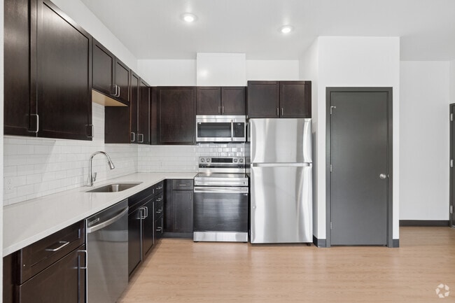 2BR, 1BA - 1,020SF - Kitchen - Eagle Meadow Homes