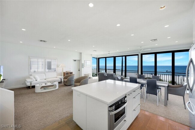 Foto del edificio - 2211 Gulf Shore Blvd N