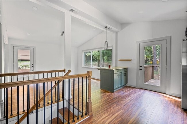 Building Photo - 3119 Piper Dr