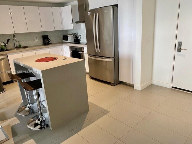 Foto del edificio - 1600 NE 1st Ave