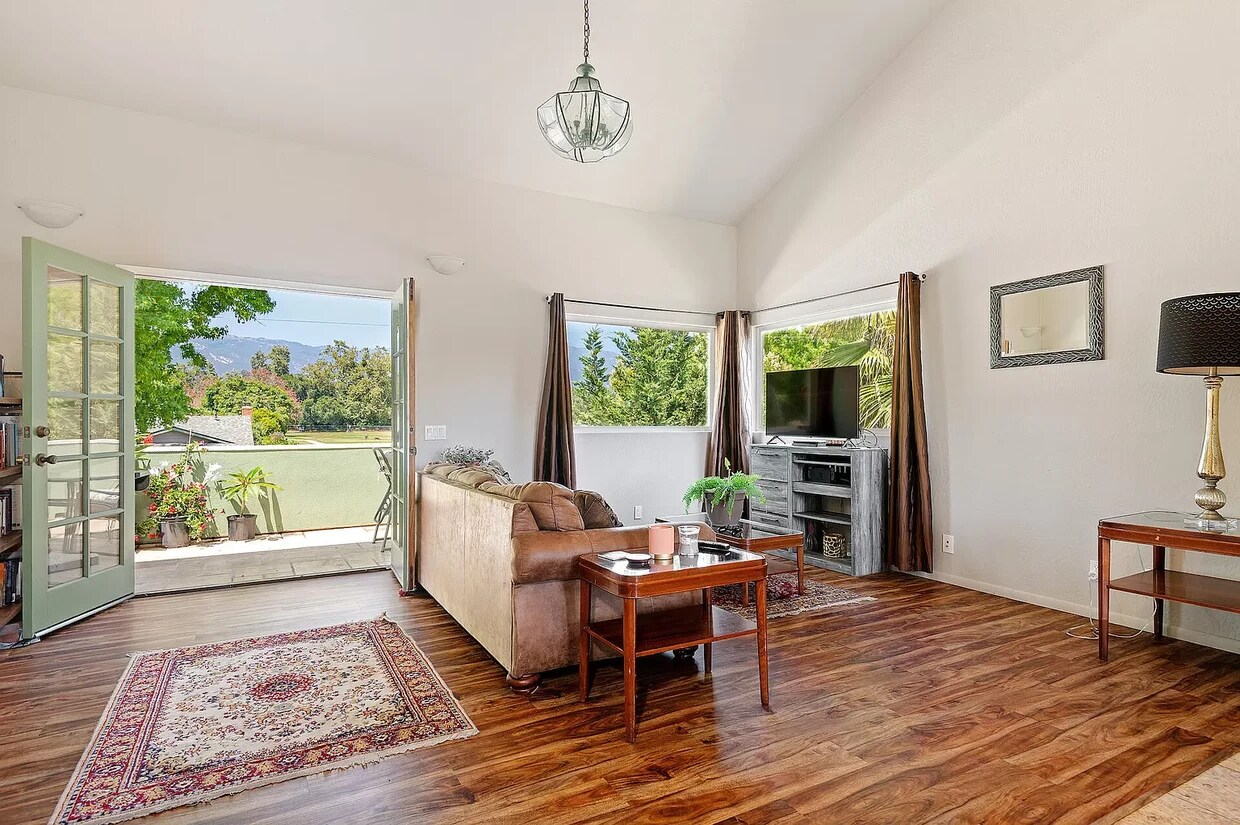 6213 Muirfield Dr Unit 2nd story apartment, Goleta, CA 93117