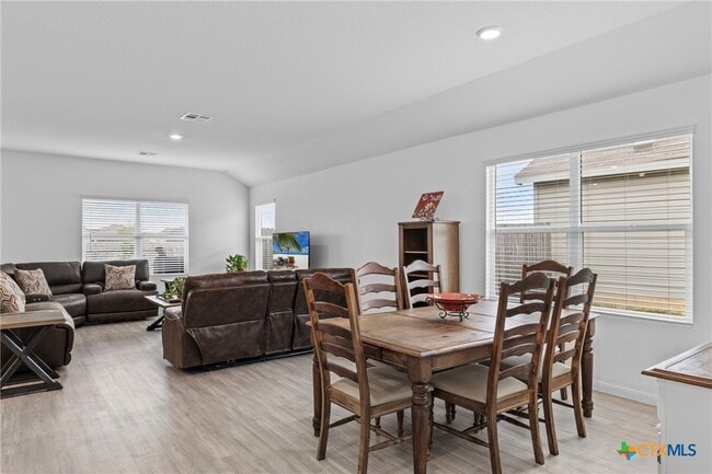 Building Photo - 2920 Calandra Lark