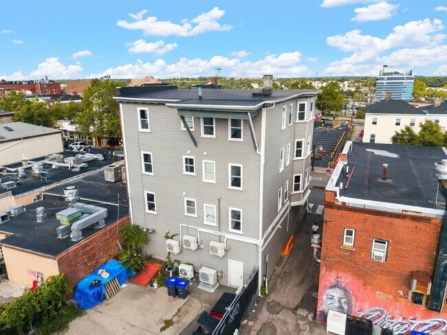 Foto del edificio - 226 Atwells Ave
