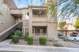 Building Photo - 5004 S Rainbow Blvd