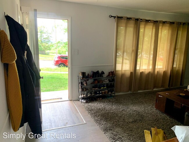 Building Photo - 3 br, 2 bath House - 562 Greenfield Pkwy