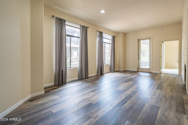Building Photo - 11640 N Tatum Blvd