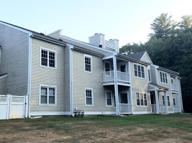 Building Photo - 650 Brookside Dr