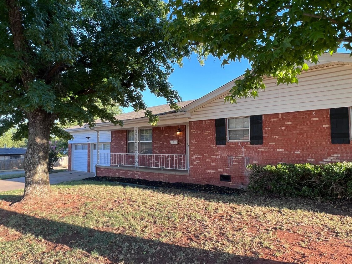 Spacious Home in Southeast Edmond! House Rental in Edmond, OK