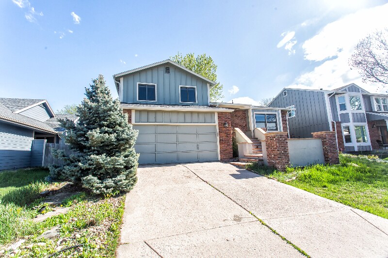 Primary Photo - 8890 W Tanforan Dr