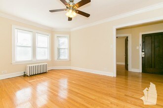 Building Photo - 4861 N Paulina St