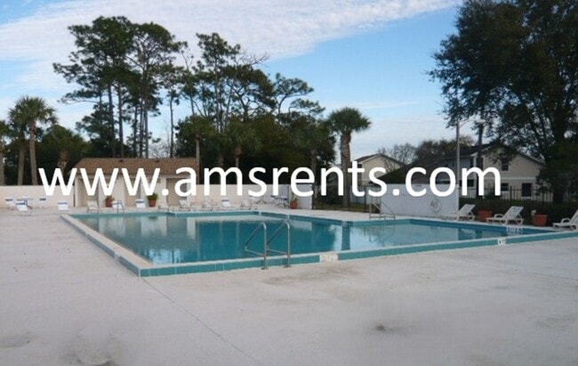 Photo - Spacious 3 bedroom Villa Townhome
