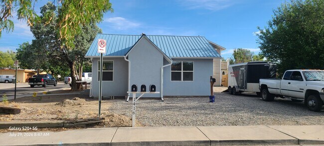 Building Photo - 1416 Elm Ave