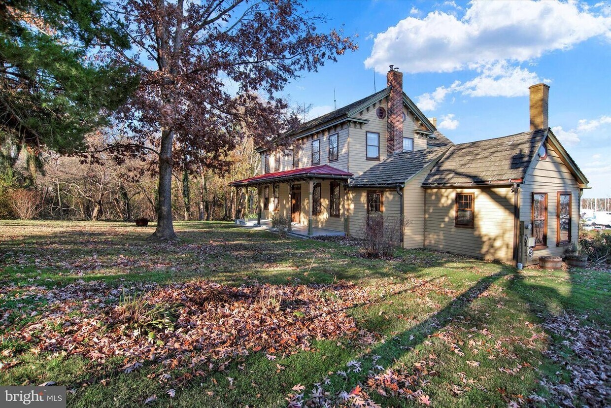 330 Highview Rd, Tracys Landing, MD 20779 House Rental in Tracys