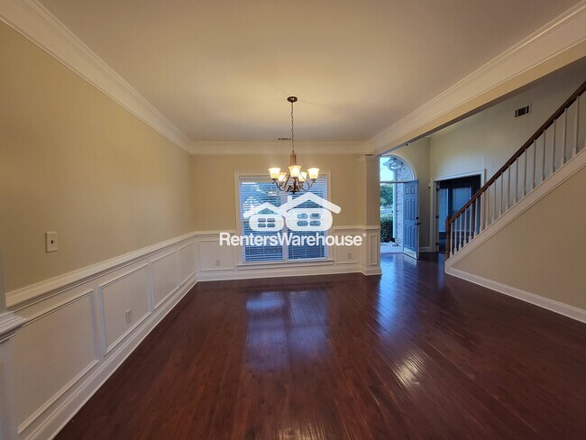 Foto del edificio - 1025 Rowanshyre Cir