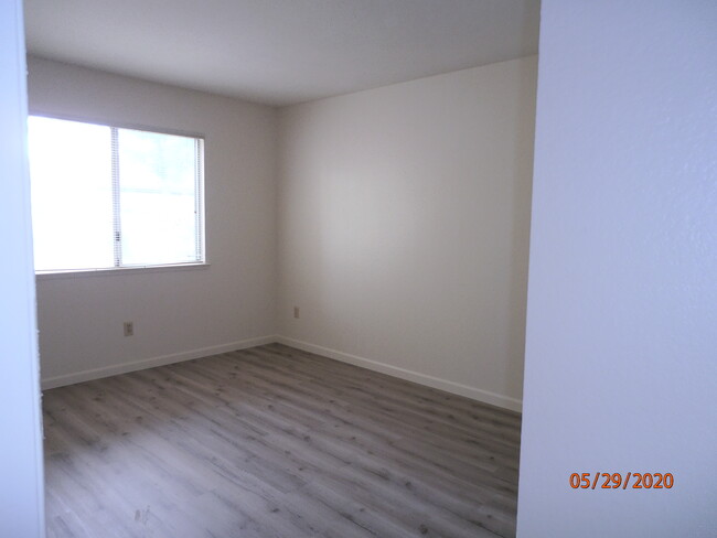 Building Photo - 4839 Vir Mar St