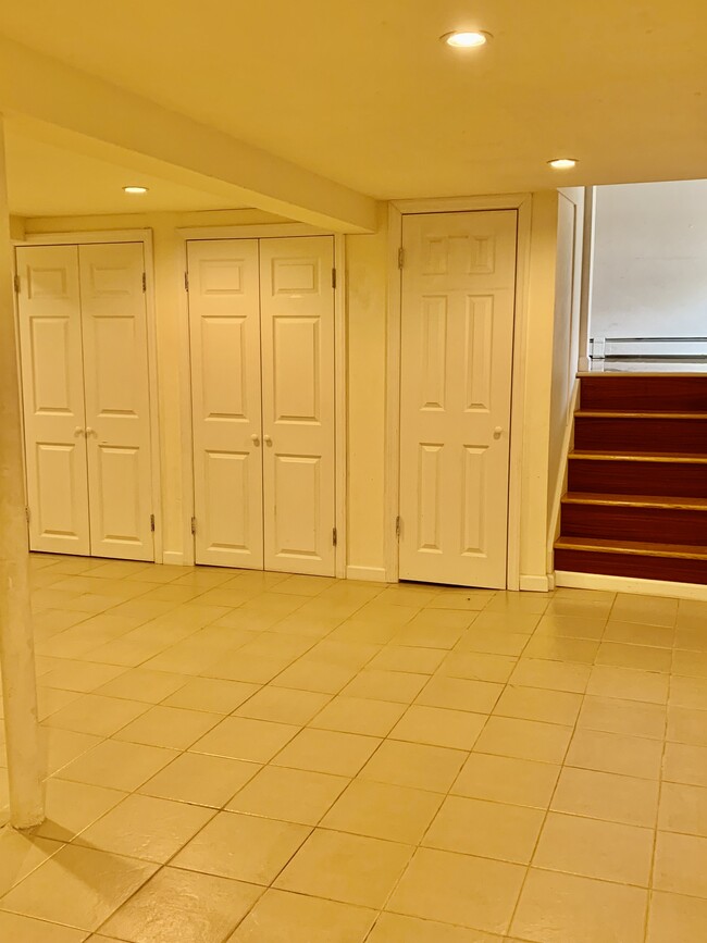 Foto del edificio - 25 Mellow Ln