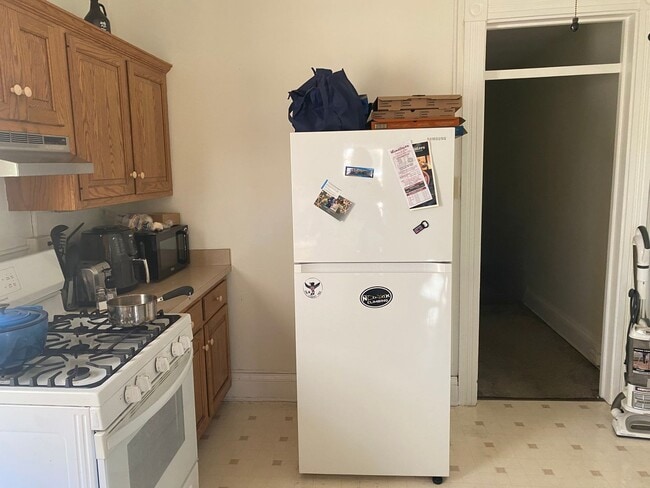 Building Photo - 319 N Charlotte St