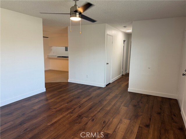 Foto del edificio - 7422 Carnelian St