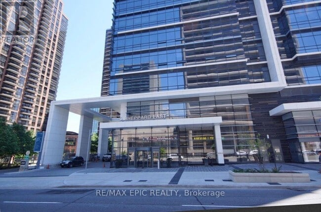 Building Photo - 5 Sheppard Ave E